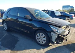 3KPA25AD2ME402354: 44141247