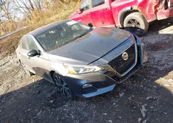 1N4BL4CV4LC136025: 44143496