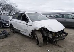 3VV0B7AX5NM124043: 44144886