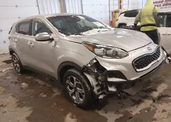 KNDPM3AC8M7859587: 44144317