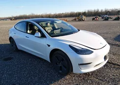 5YJ3E1EBXMF901981: 44145488