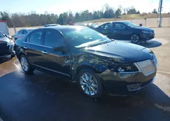 3LNHL2GC2BR761570: 44145722