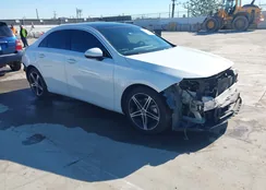 WDD3G4EB9KW035300: 44146006