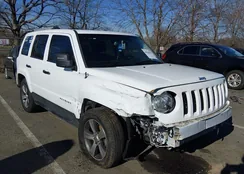 1C4NJRFB8HD194992: 44146494