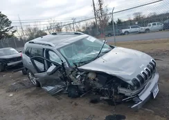 1C4PJMDS6FW752127: 44147947