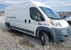 3C6TRVDG2JE118932: 44147332