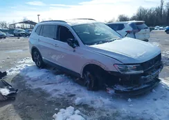 3VV2B7AX5LM044053: 44149262