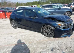 3MZBN1L38JM158796: 44150301