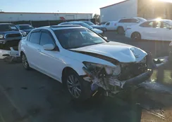 1HGCP2F84CA064947: 44155964