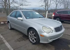 WDBRF40JX3A531323: 44157103