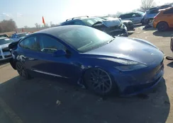 5YJ3E1EAXSF890890: 44159647