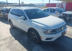 3VV3B7AX6MM138464: 44159093