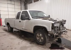 1GCEK19R3VE195450: 44160804