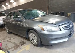 1HGCP2F32CA186131: 44163549