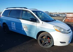 5TDBK23CX9S022697: 44165229