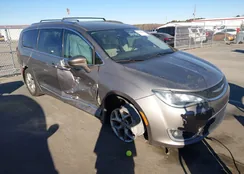 2C4RC1EG2JR116785: 44167610