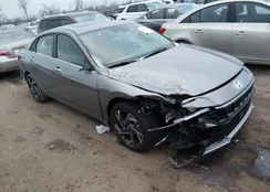 KMHLS4DG3RU751214: 44169332