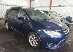 2C4RC1BG3HR610765: 44172041