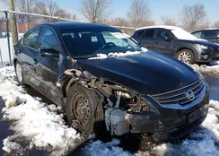 1N4AL2AP4CC171068: 44174037