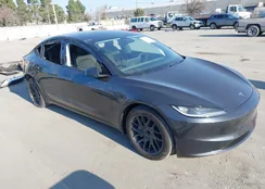 5YJ3E1EA3RF742798: 44174432