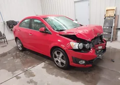 1G1JE5SB8F4111312: 44175465