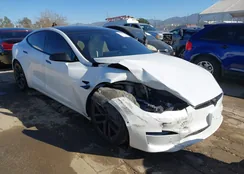 5YJSA1E5XMF438869: 44175970