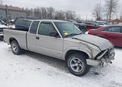 1GCCS19W3YK215053: 44175163