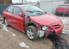 2T1BU4EE4BC689218: 44179475