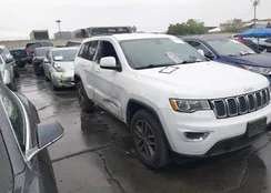 1C4RJEAG3JC412426: 44179865