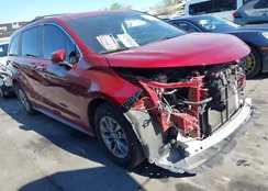 5TDYRKEC0PS143772: 44179894