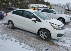 KNADM4A3XF6503043: 44180772