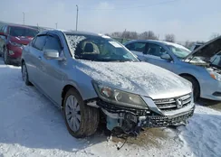 1HGCR2F70EA166704: 44181535