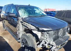 1FMJK1HT3NEA50013: 44183175