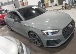 WAUC4CF58MA005952: 44184836