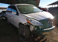 5TDZK22C78S178047: 44185390