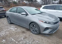 3KPF24AD2RE752008: 44188073