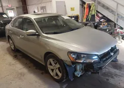 1VWBN7A38DC035608: 44189870