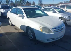 4T1BK36B77U234132: 44189179