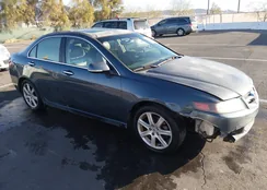 JH4CL96855C011585: 44189259