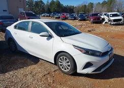 3KPF24AD0PE569283: 44190824