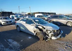 2T1BURHE3JC093394: 44193954