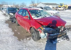 2T1BURHE4HC775999: 44193057