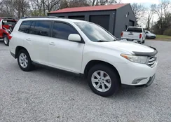 5TDBK3EHXCS137337: 44193117