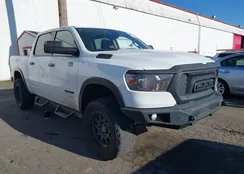 1C6SRFFM1LN372182: 44194017