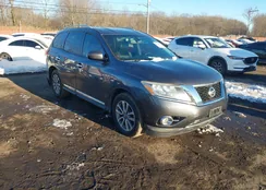 5N1AR2MM7EC607582: 44195902