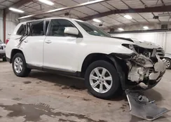 5TDBK3EH0DS241045: 44196196