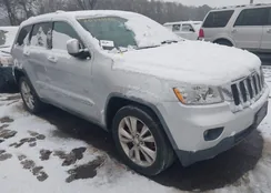 1J4RR4GG0BC684129: 44197842