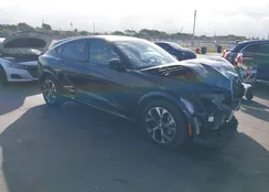 3FMTK3R77PMA89271: 44199337