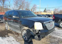 1GKS2EEF8BR352274: 44200763