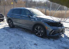 3VV4B7AX6RM072185: 44200313